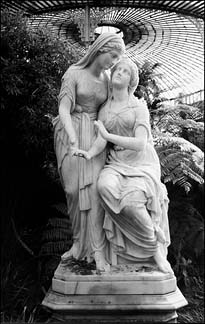 Photo: Statues in Kibble Palace.