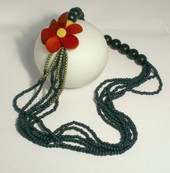 Photo: jewellery nancy smillie.