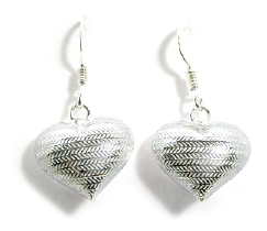 tweed heart earrings. Photo: tweed heart earrings.