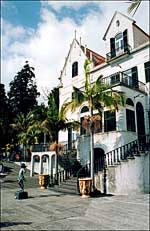 Photo: Gardens Mansion.
