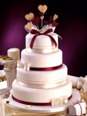 Photo: wedding cake.