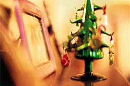 Glass Christmas Tree on mantle piece. Photo: Glass Christmas Tree.