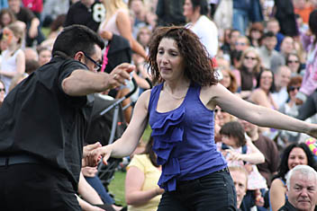 Photo: West End Festival Dancers Kelvingrove Park.