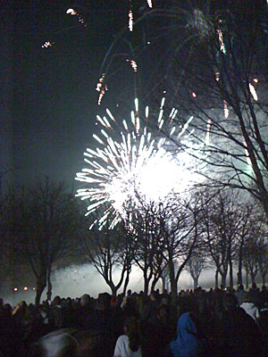 Photo: Fireworks Dalmuir Part, Clydebank.