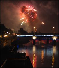 Photo: Fireworks display Glasgow.
