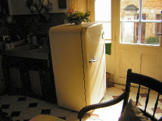 Photo: fridge.