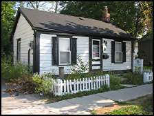 Photo: Bronte Police Constable House.
