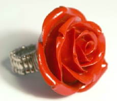 Photo: red rose ring.