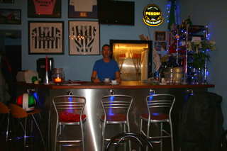 Photo: rossanos bar.