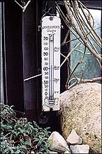 Photo: Temperature gauge.