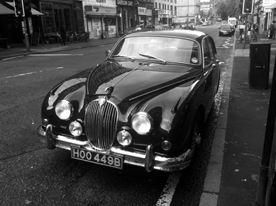 Photo: Jaguar car in Gibson Street.