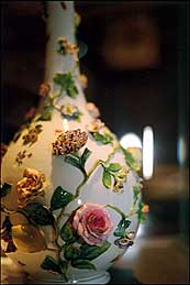 Photo: Kevlingrove Art Gallery vase.