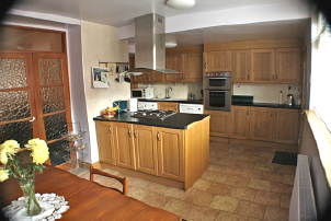 Photo: kithen dining room.