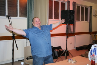 Photo: mick west at partick folk club.