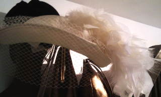 Photo: white vintage hat with feathers circa vintage glasgow.
