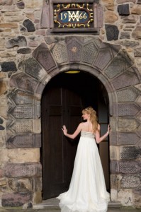 edinburgh-castle-bride