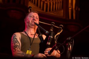 Dougie on pipes