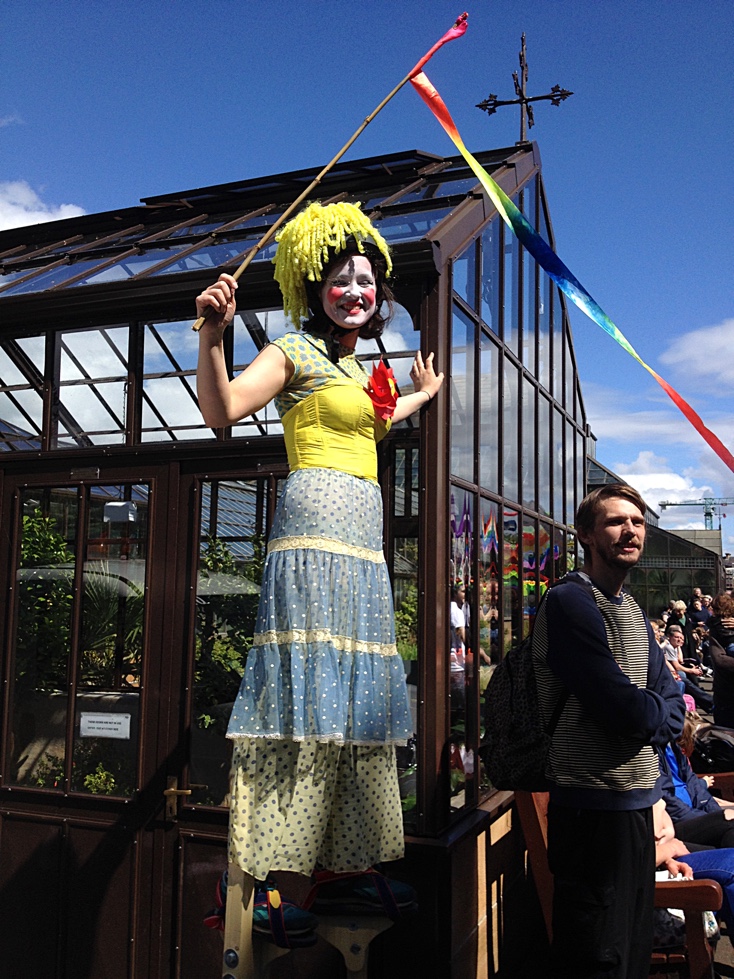 West End Festival Parade: Botanics