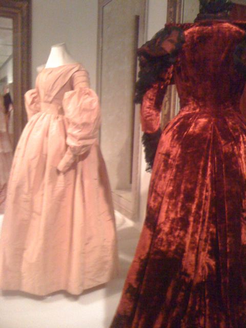 costumes kelvingrove