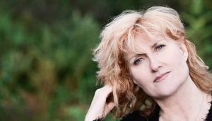 eddi reader.jpg