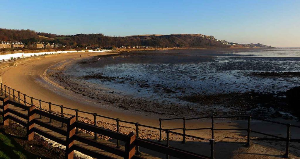 Setting off. Burntisland to Kinghorn Beach Walk