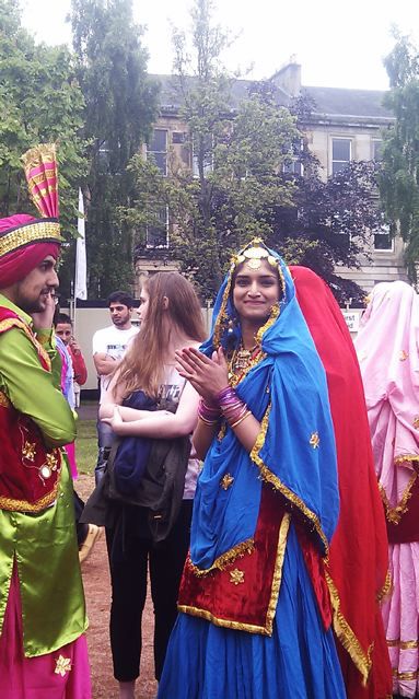 mela-couple
