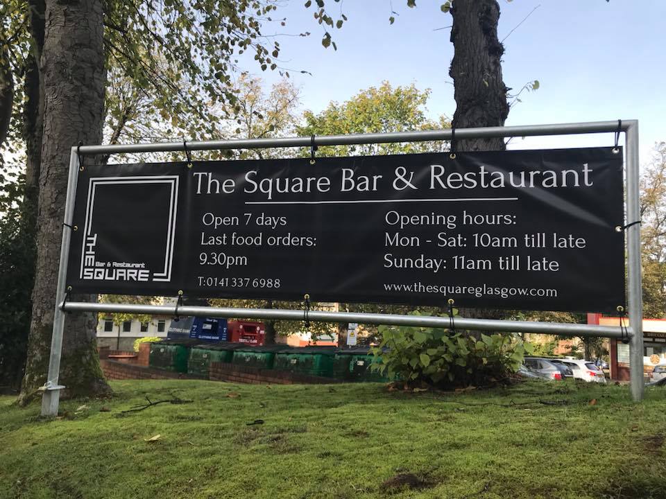 the square bar restaurant
