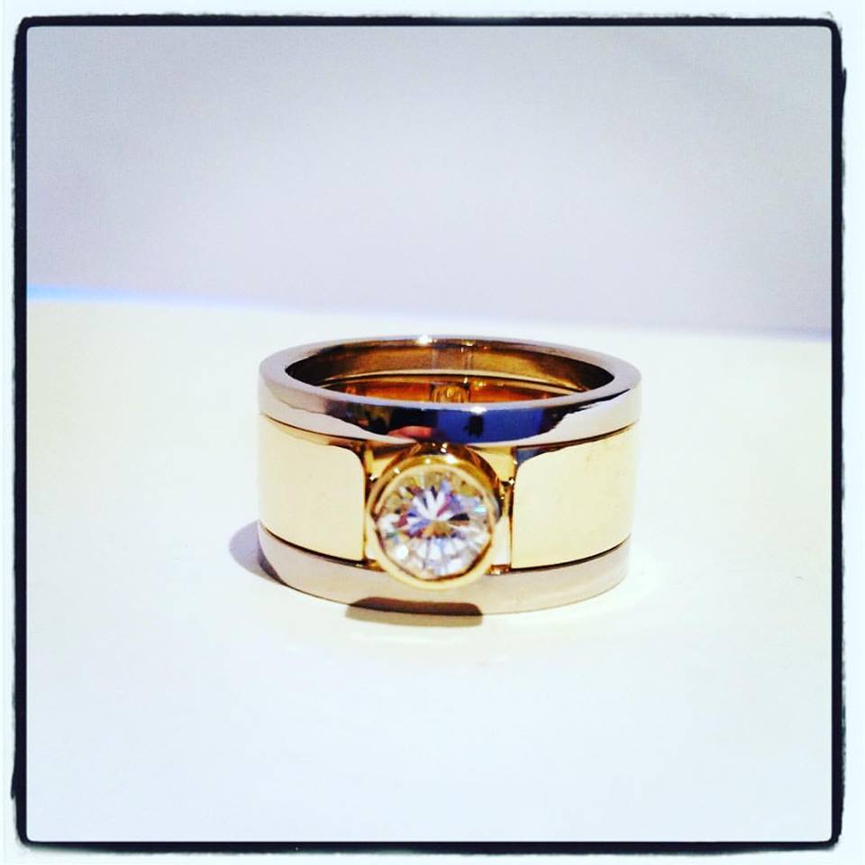 mega puzzle ring