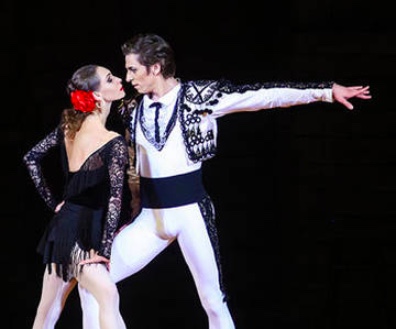 the bolshoi ballet carmen suitepetrushka live