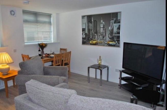 5 b gallowgate living room largs
