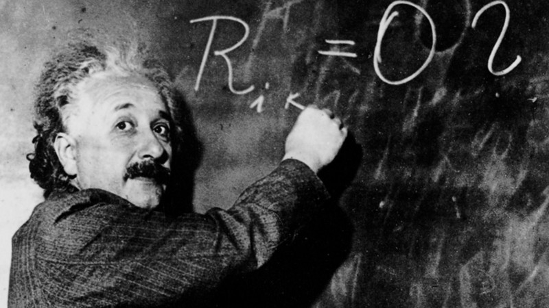 Einstein-at-blackboard-web-3q6w