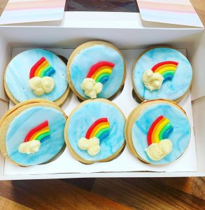 blue rainbow cakes