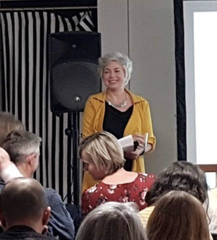 laura balloch open mic