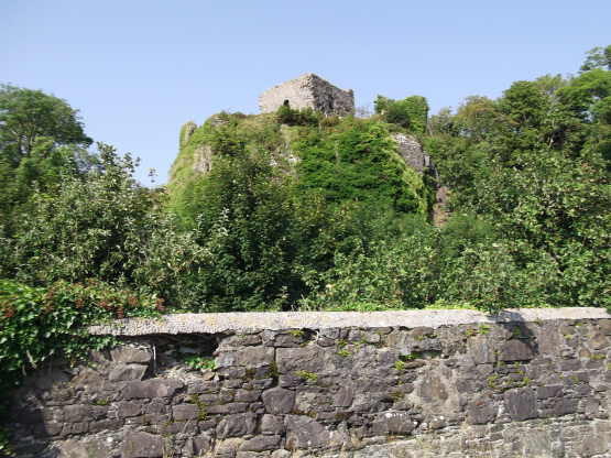 dunollie castle