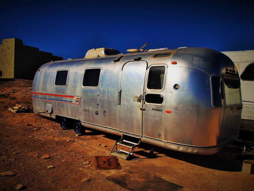 WEST-TEXAS.-An-American-1950s-icon-a-mobile-home-converted-to-a-permanent-dwelling-at-Big-Bend