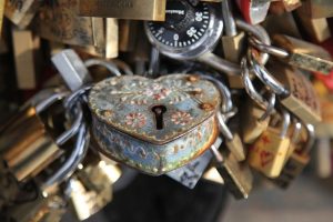 locksmith-ged9255bb5_640