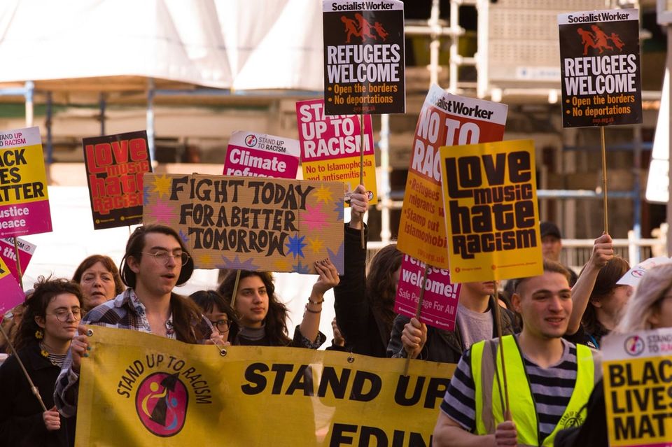 all refugees welcome govanhill