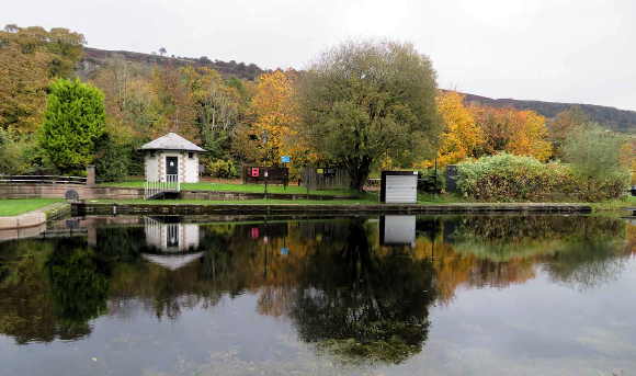 Forth and Clyde Canal. Bowling