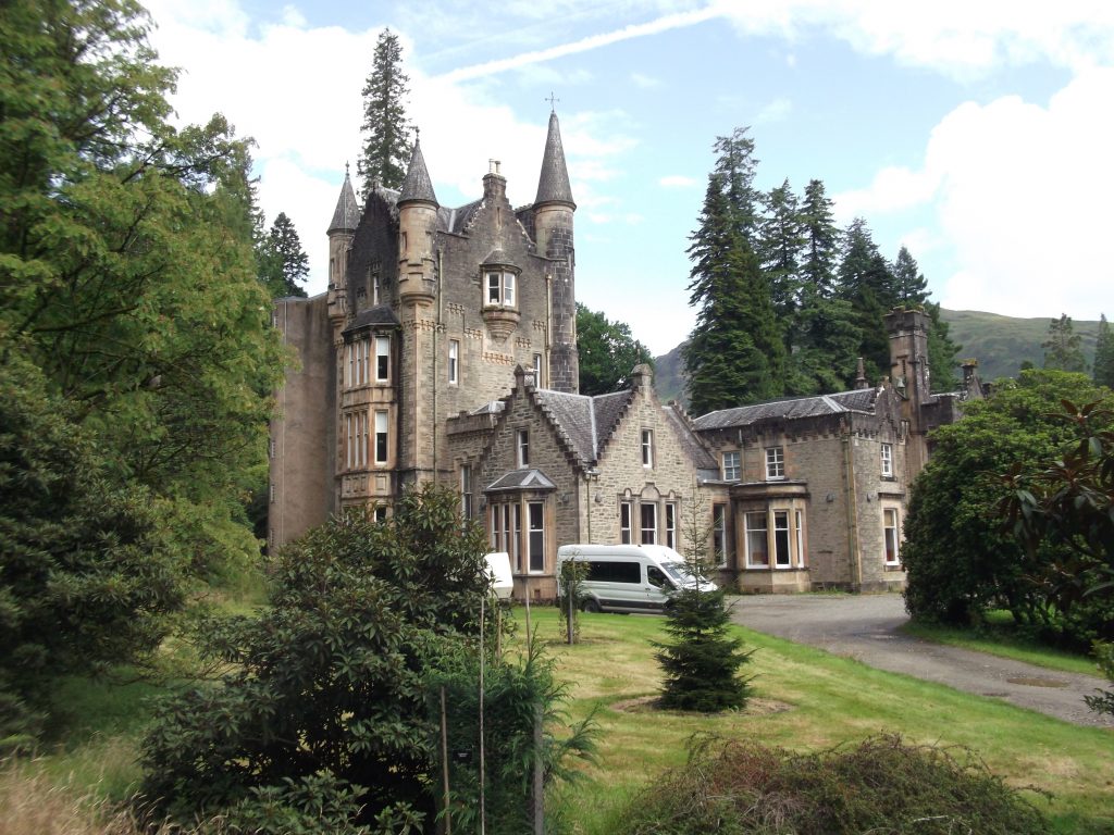 Benmore House