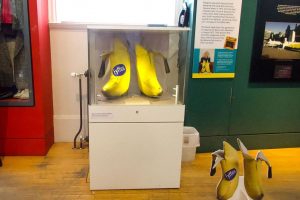 Billy Connolly's big banana feet
