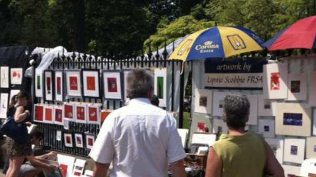 paintings on railings