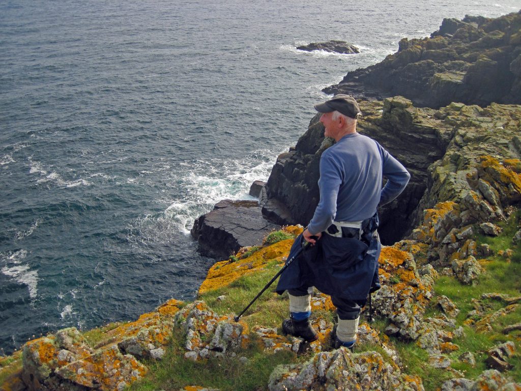 walking caithness cliffs