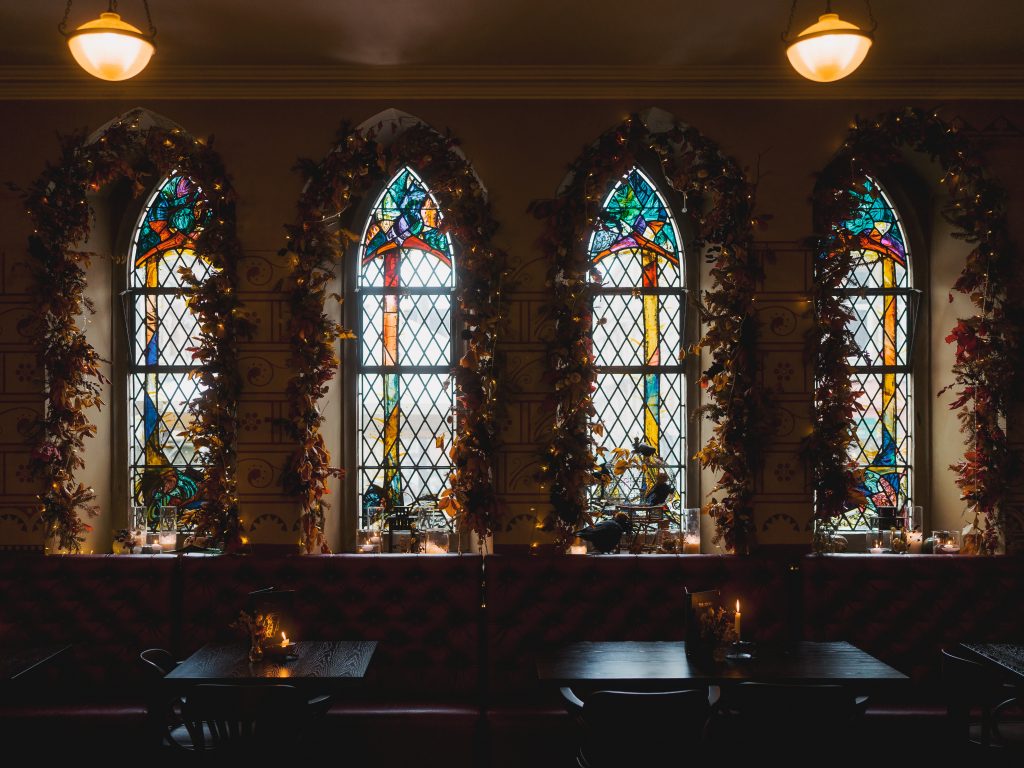 stained glass windows the kelvin
