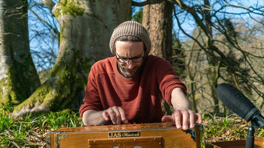 Sailm nan Daoine (Psalms of the People) - main still - Rob Harmonium-3 (c) Hopscotch Films