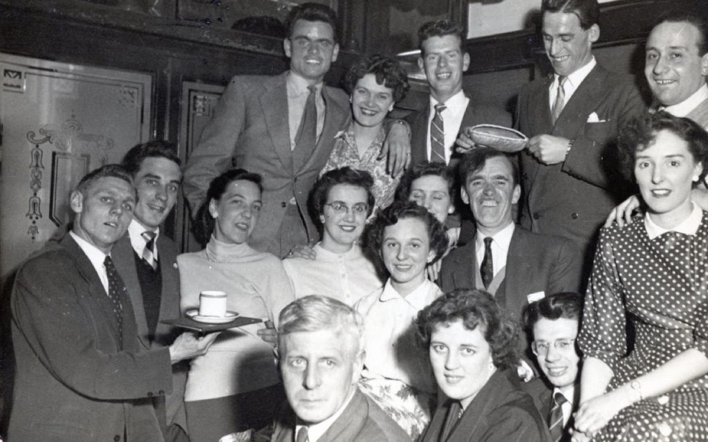 An evening in Jaconelli's 1950s